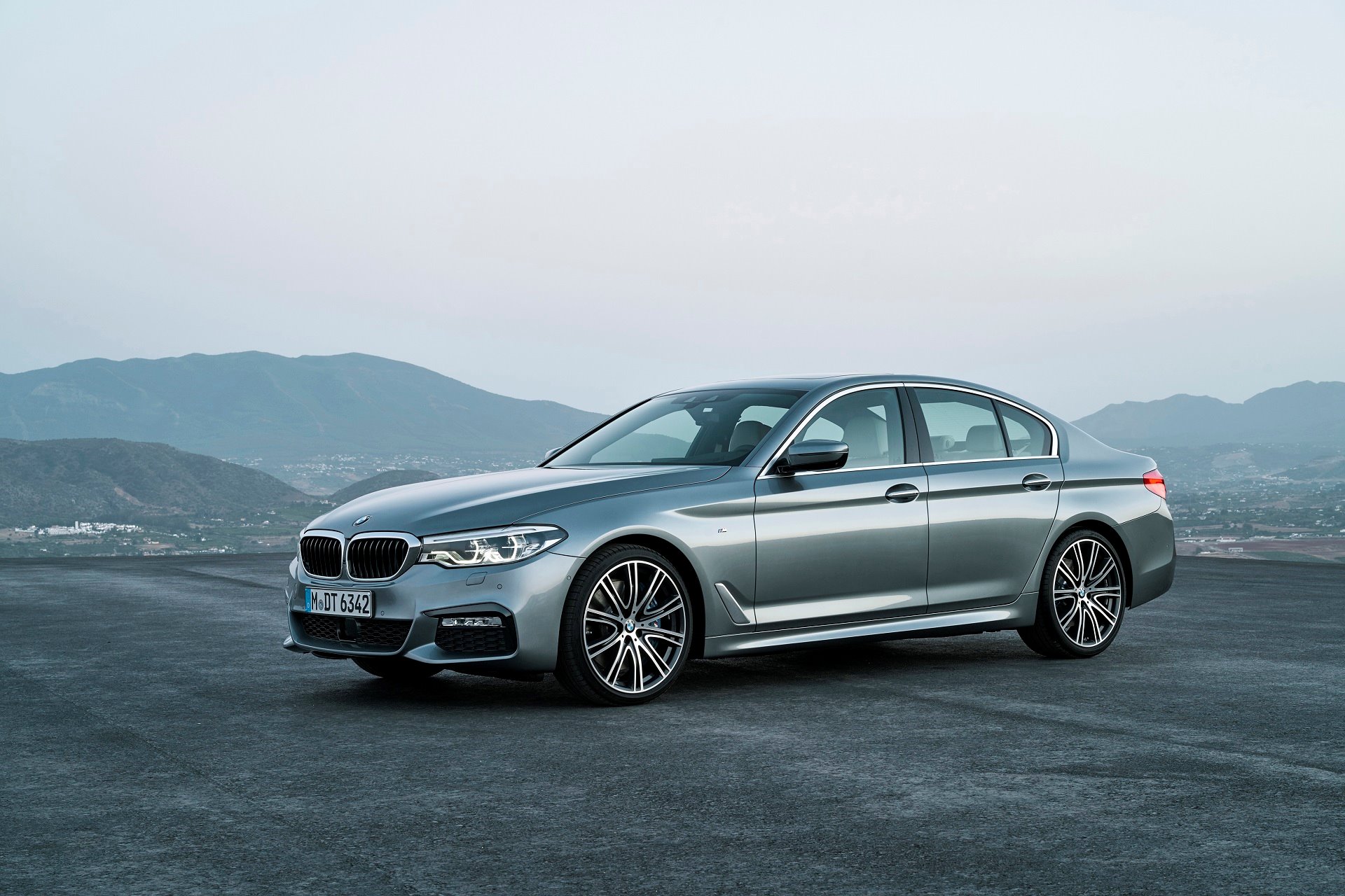 New 2022 BMW 530I 530i for sale Sold at 1 Stop Leasing in Brooklyn NY 11223 1