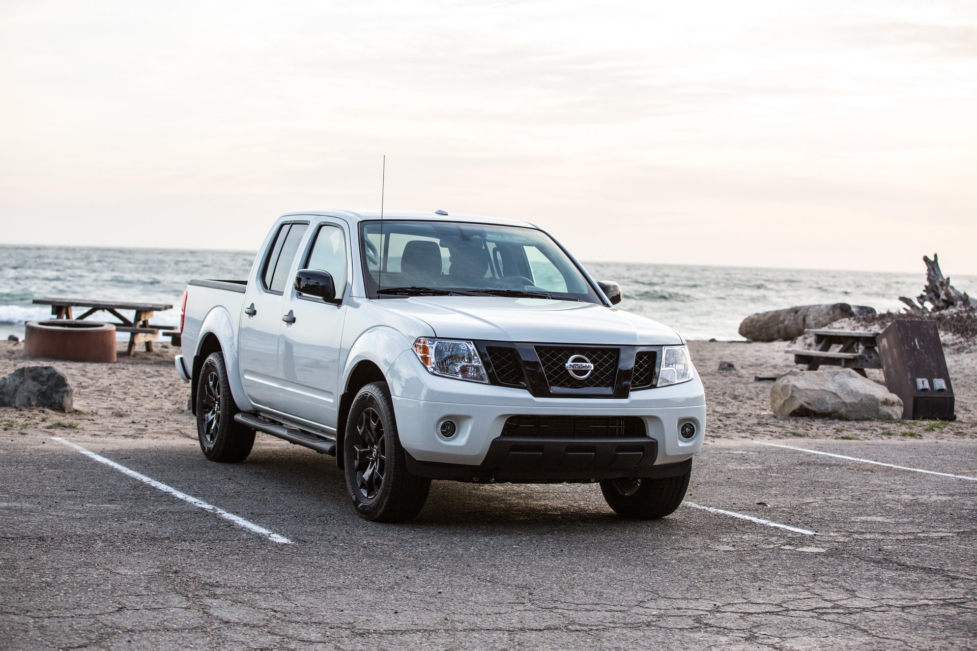 New 2019 Nissan Frontier SV SV for sale Sold at 1 Stop Leasing in Brooklyn NY 11223 1