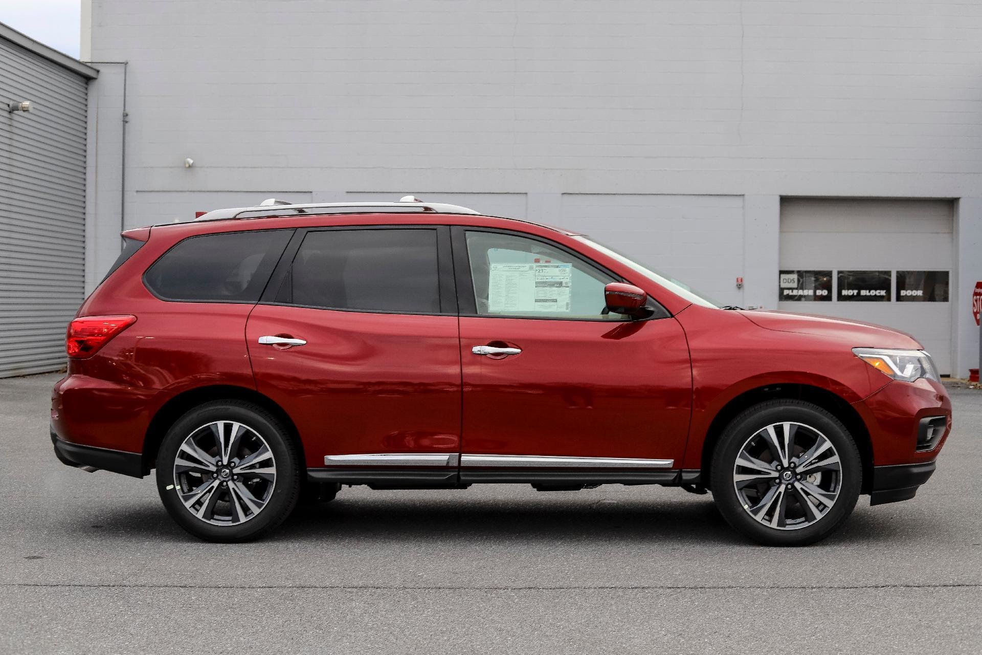 New 2019 Nissan Pathfinder Platinum Platinum for sale Sold at 1 Stop Leasing in Brooklyn NY 11223 1