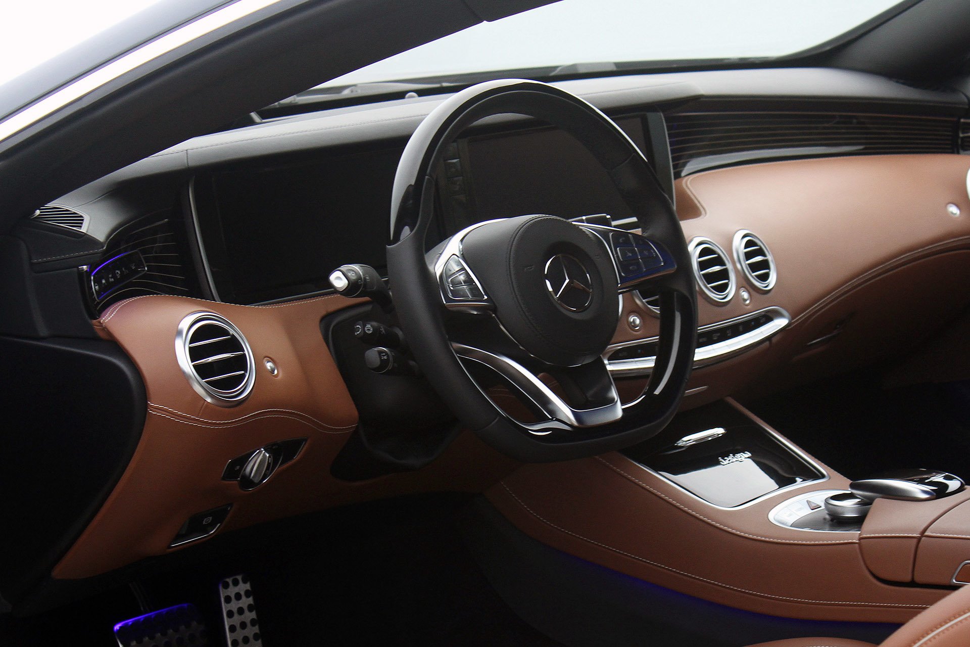New 2019 Mercedes-Benz C AMG C 63 S Convertible AMG C 63 S for sale Sold at 1 Stop Leasing in Brooklyn NY 11223 2
