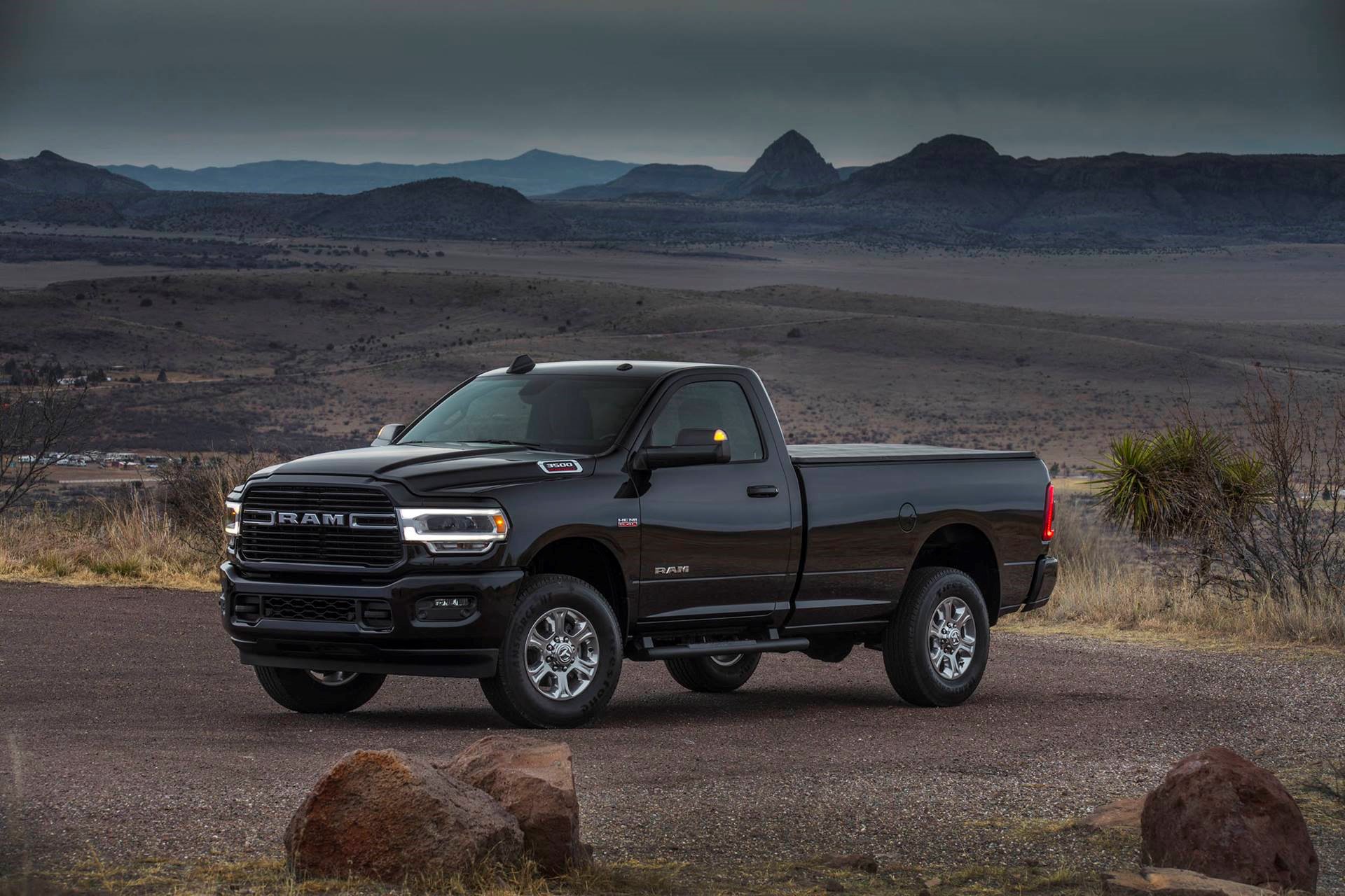 New 2019 Ram Ram Pickup 1500 Classic Express Express for sale Sold at 1 Stop Leasing in Brooklyn NY 11223 1