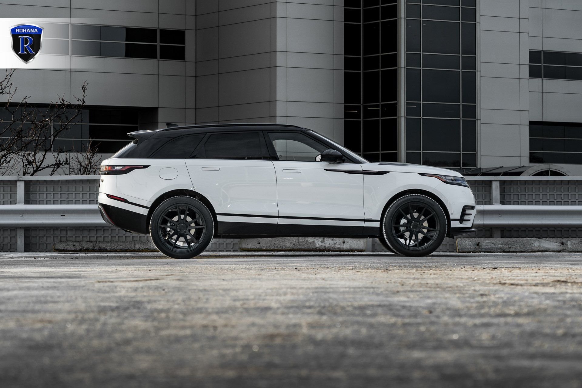 New 2019 Land Rover-Range Rover Velar P250 R-Dynamic SE Range Rover Velar P250 R-Dynamic SE for sale Sold at 1 Stop Leasing in Brooklyn NY 11223 1