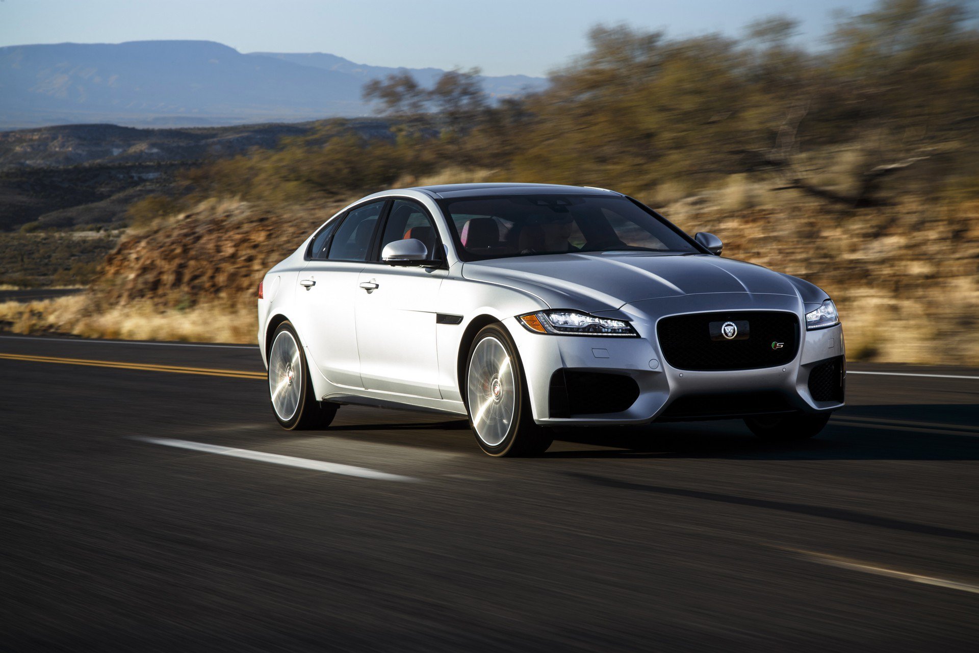 2020 jaguar xf