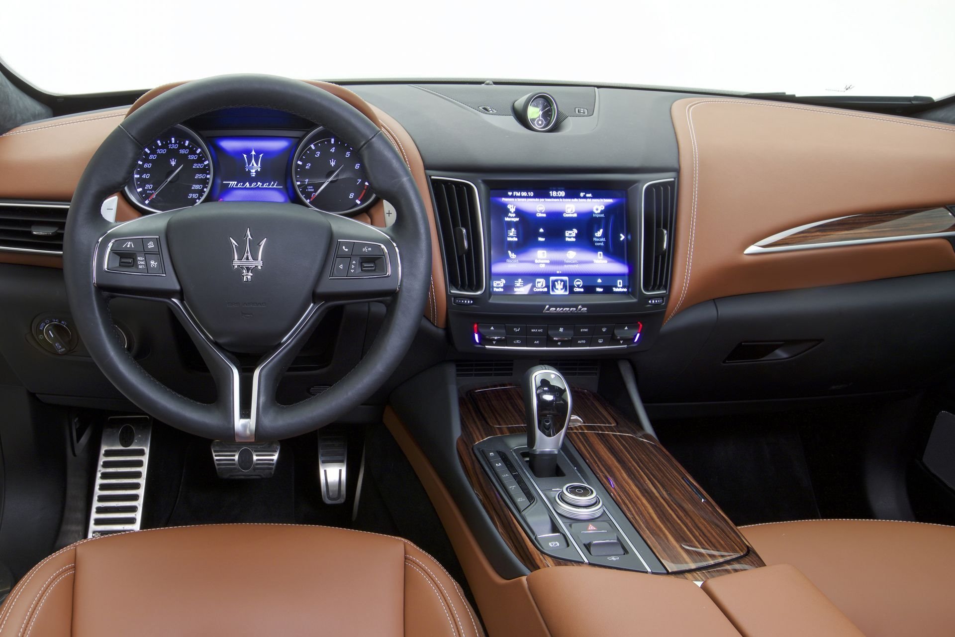 New 2019 Maserati-Levante GranLusso Levante GranLusso for sale Sold at 1 Stop Leasing in Brooklyn NY 11223 2