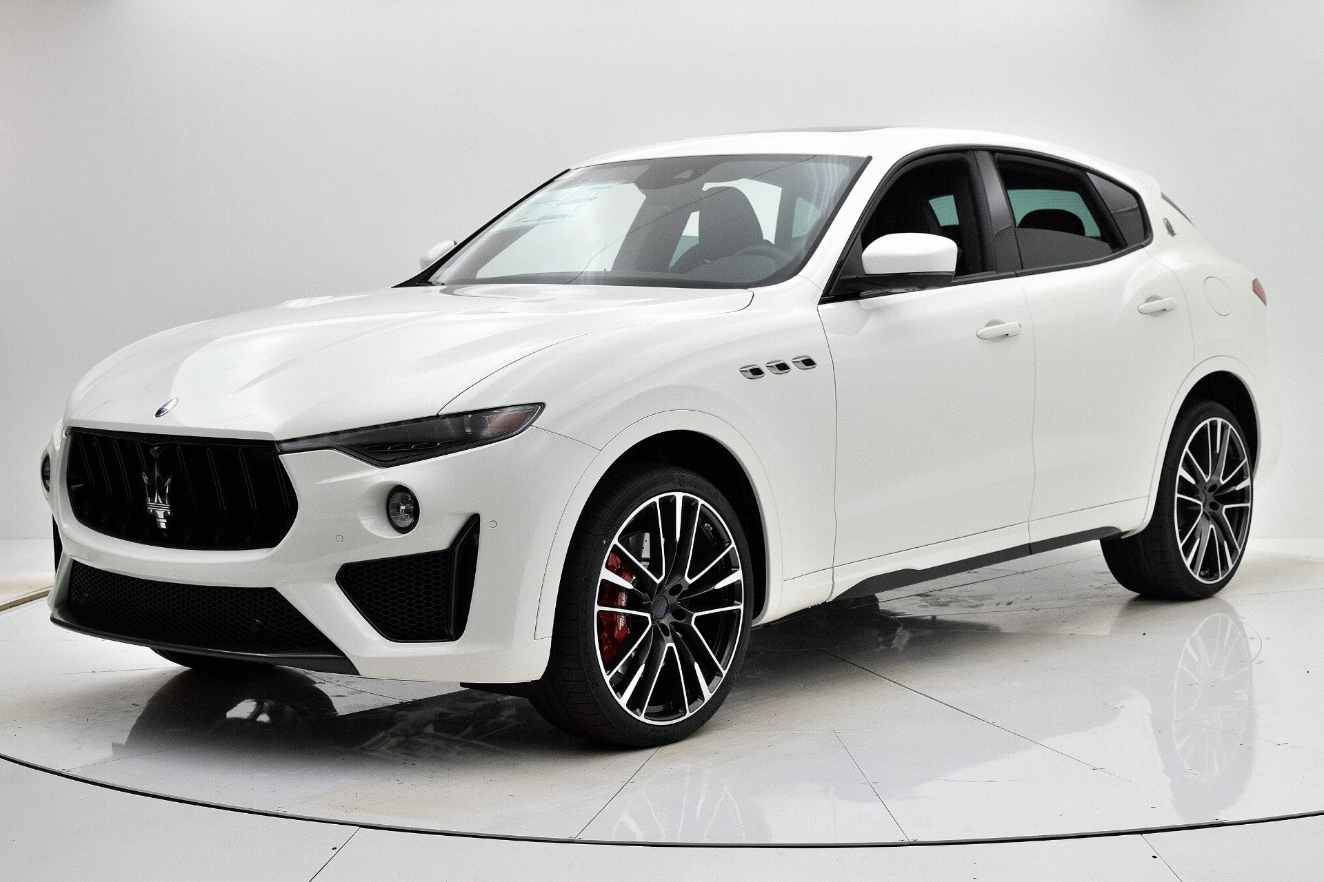 New 2019 Maserati-Levante Trofeo Levante Trofeo for sale Sold at 1 Stop Leasing in Brooklyn NY 11223 1
